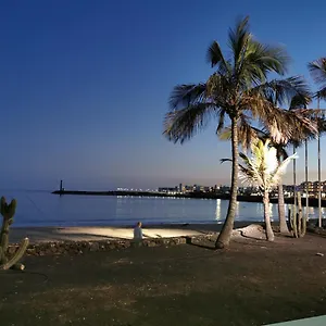 Playa Roca , Costa Teguise Spagna